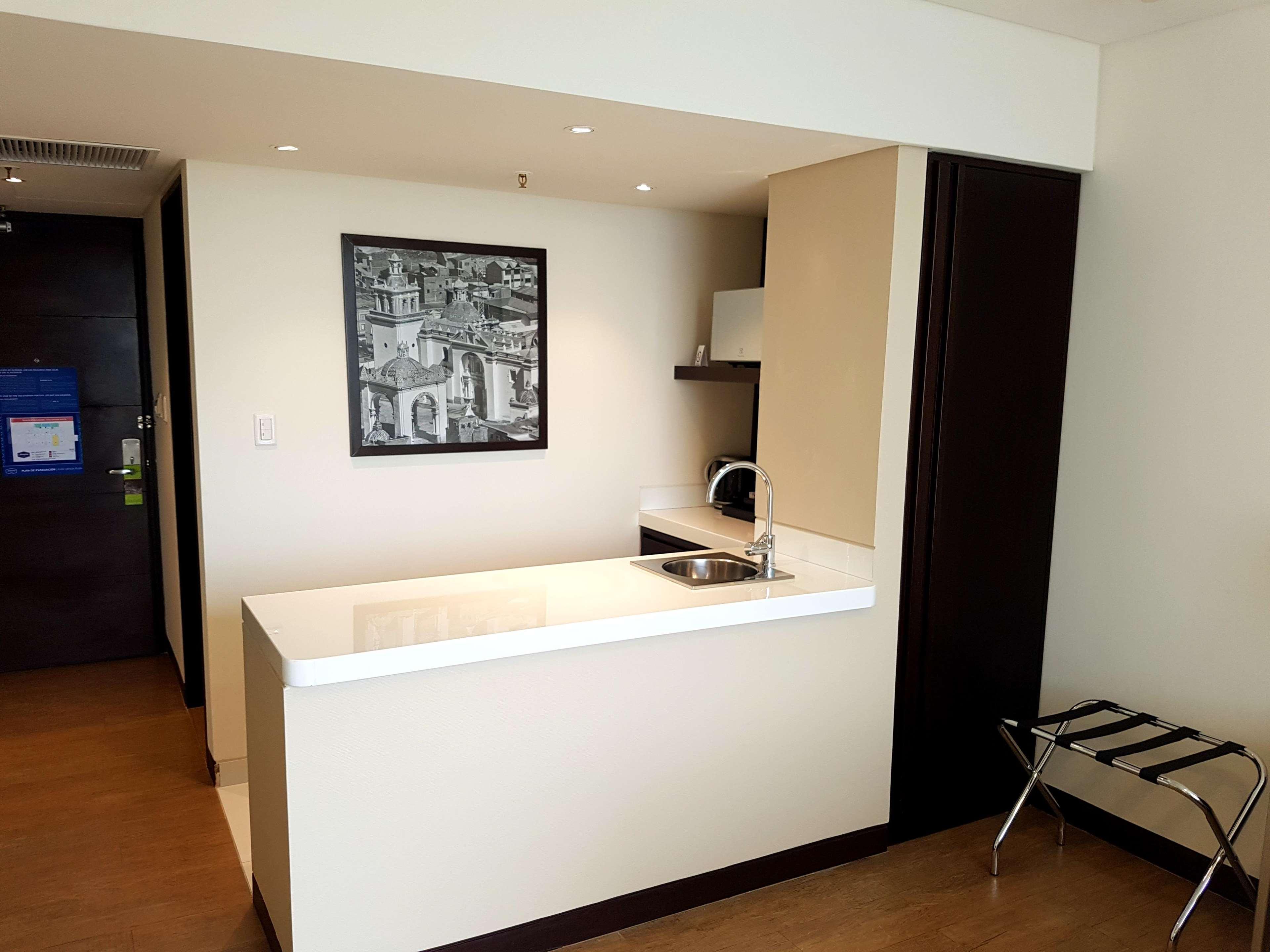 Hampton By Hilton Santa Cruz Hotel Santa Cruz de La Sierra Ngoại thất bức ảnh
