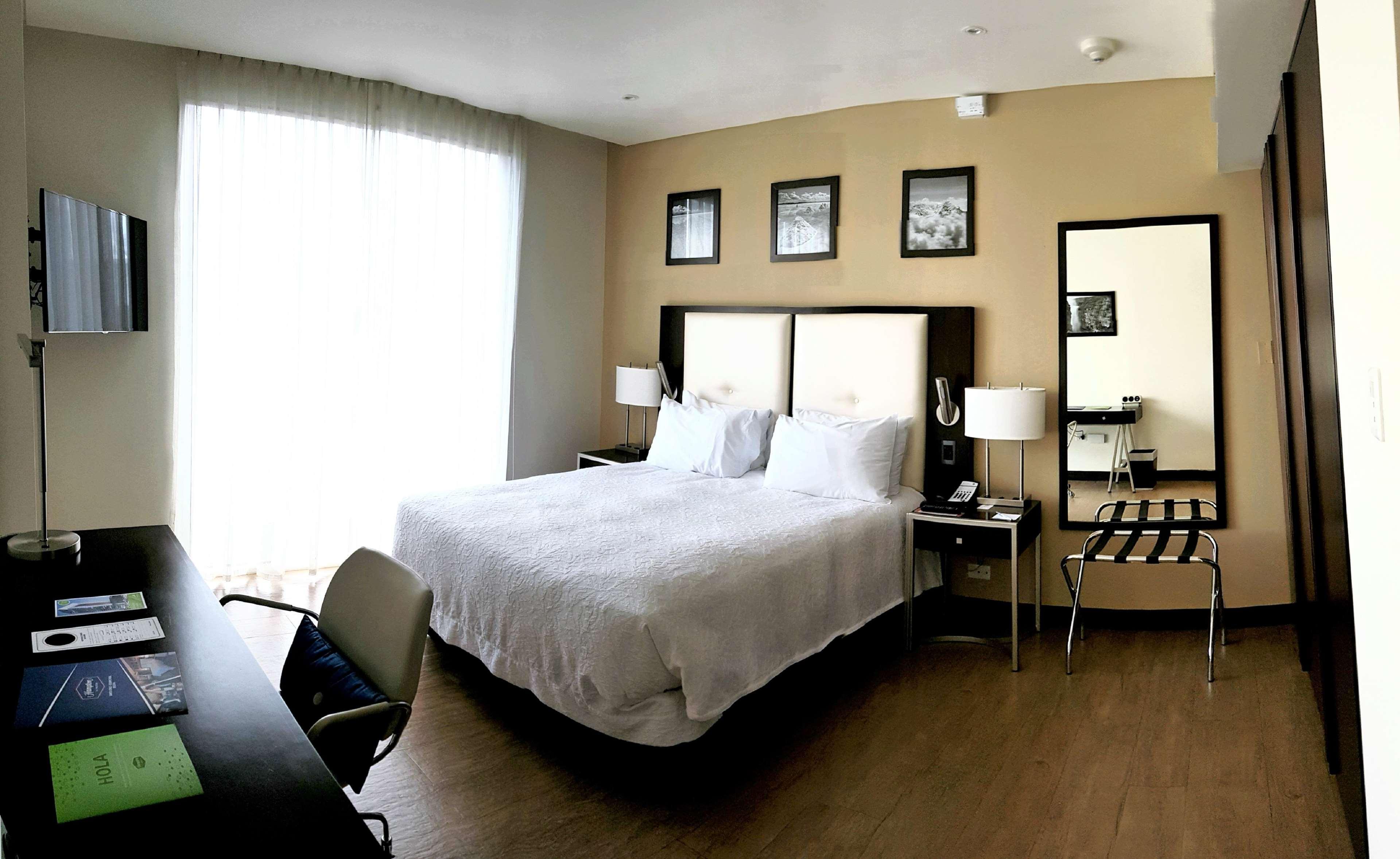 Hampton By Hilton Santa Cruz Hotel Santa Cruz de La Sierra Ngoại thất bức ảnh