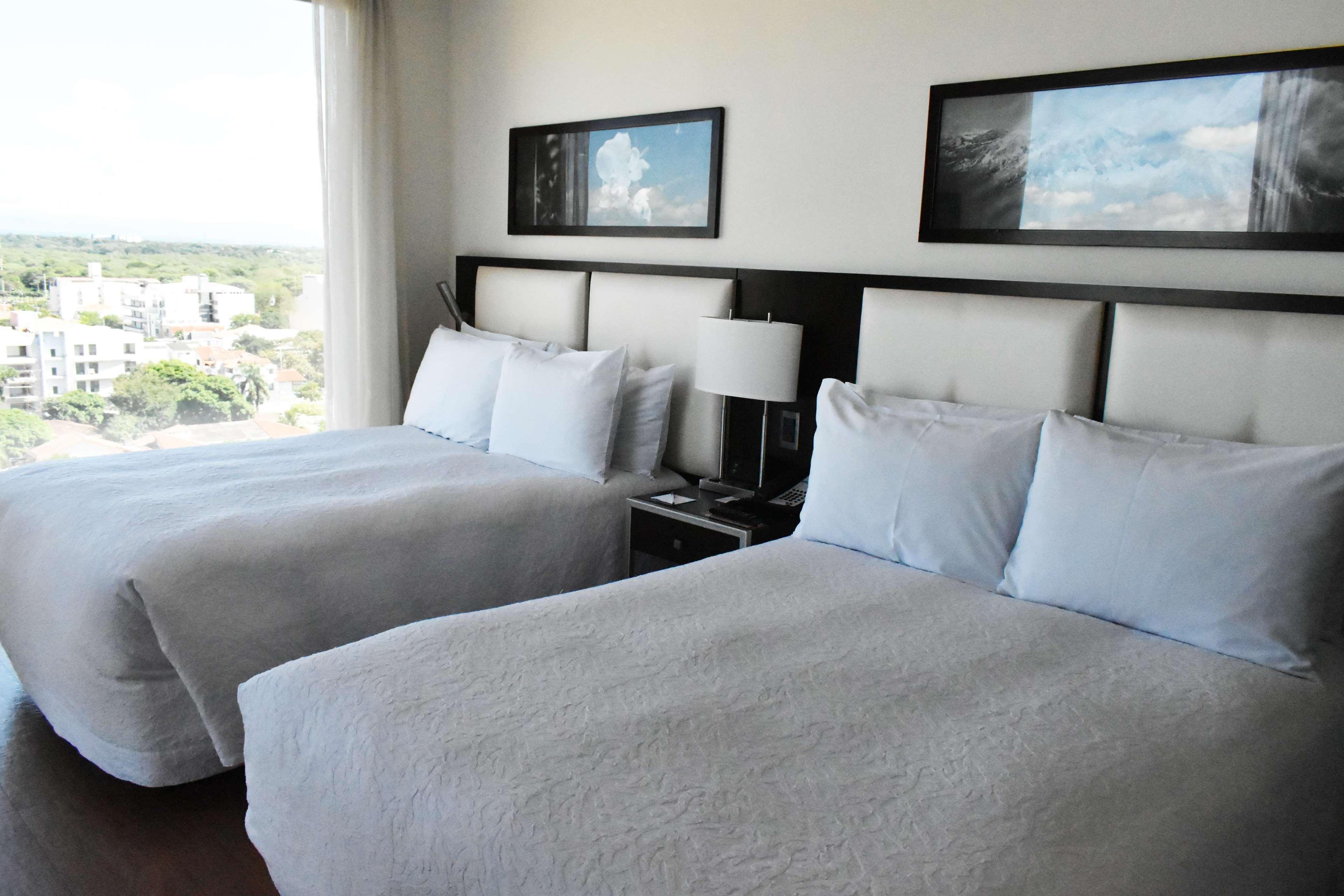 Hampton By Hilton Santa Cruz Hotel Santa Cruz de La Sierra Ngoại thất bức ảnh