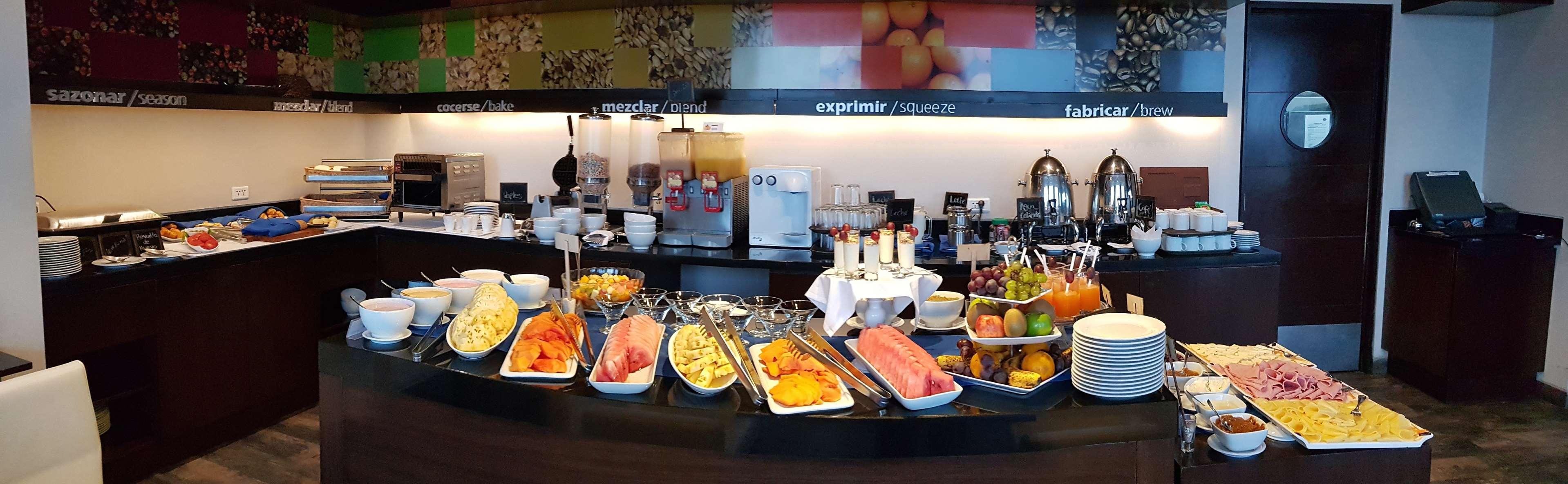 Hampton By Hilton Santa Cruz Hotel Santa Cruz de La Sierra Ngoại thất bức ảnh