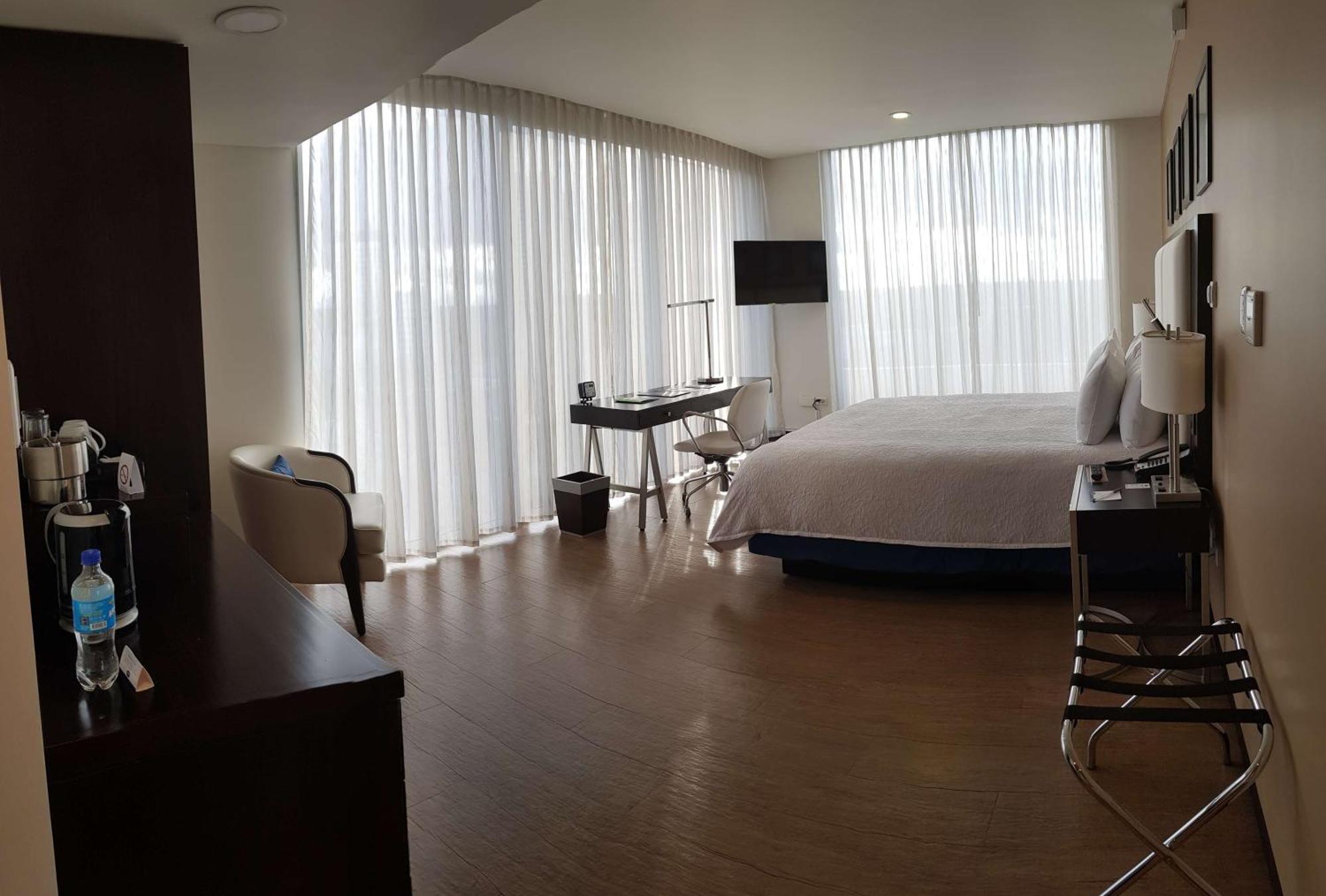 Hampton By Hilton Santa Cruz Hotel Santa Cruz de La Sierra Ngoại thất bức ảnh