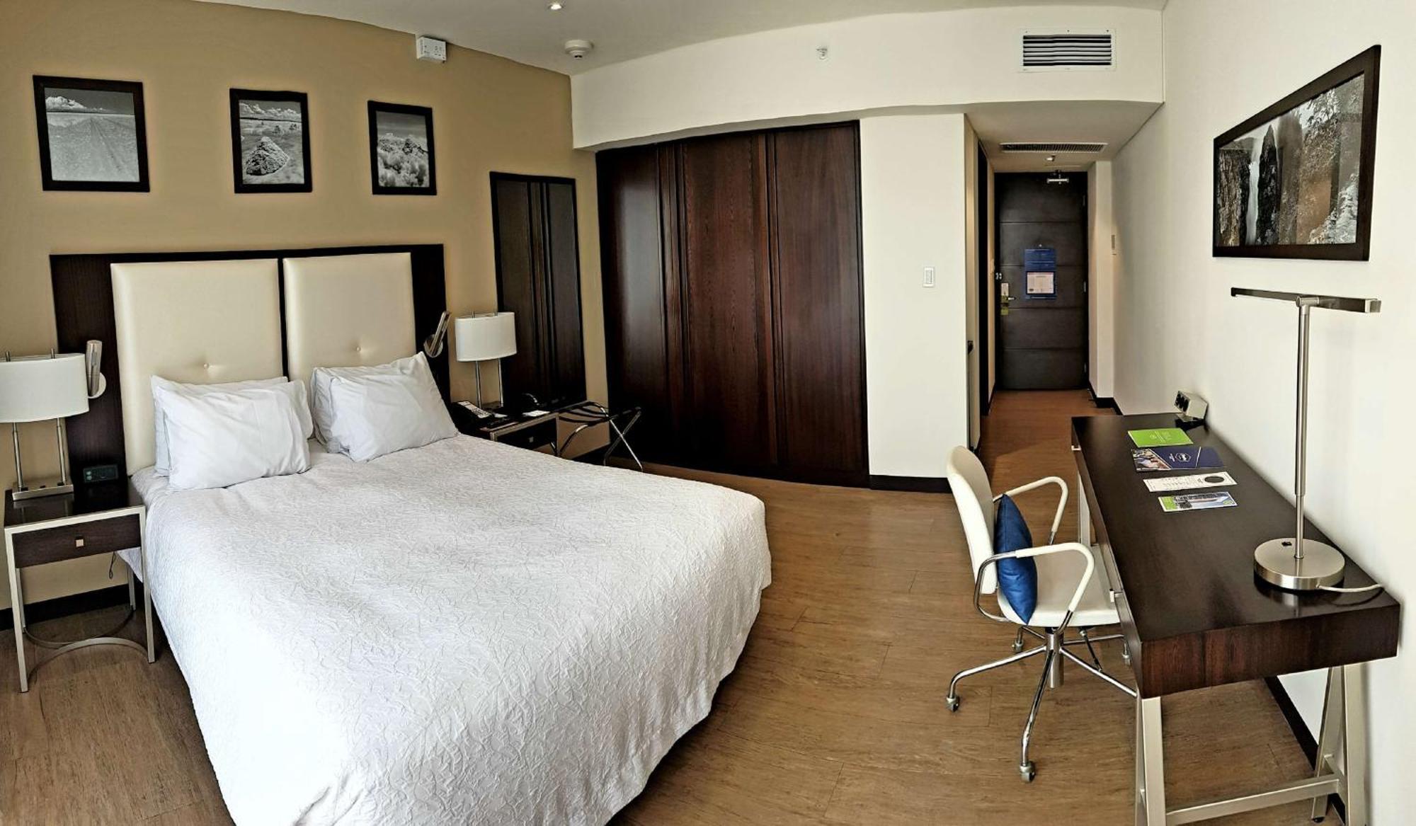 Hampton By Hilton Santa Cruz Hotel Santa Cruz de La Sierra Ngoại thất bức ảnh