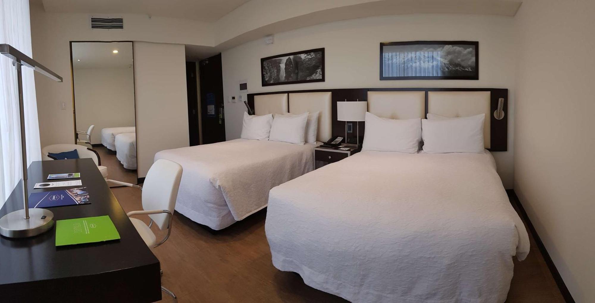 Hampton By Hilton Santa Cruz Hotel Santa Cruz de La Sierra Ngoại thất bức ảnh